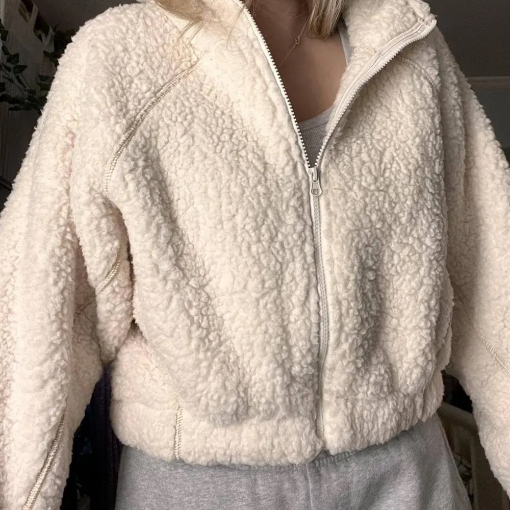 Wild Fable Women's Cream Sherpa Jacket